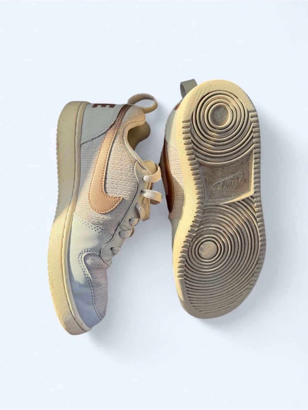 Nike Women’s Court Borough Low PRM
